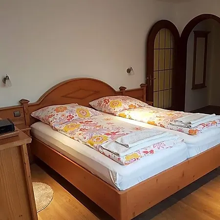Bed & Breakfast Waldpension 3*