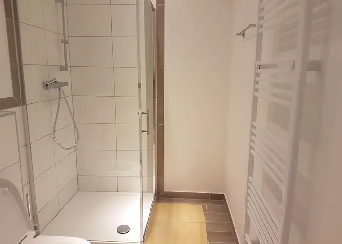 לינה וארוחת בוקר Waldpension 3*