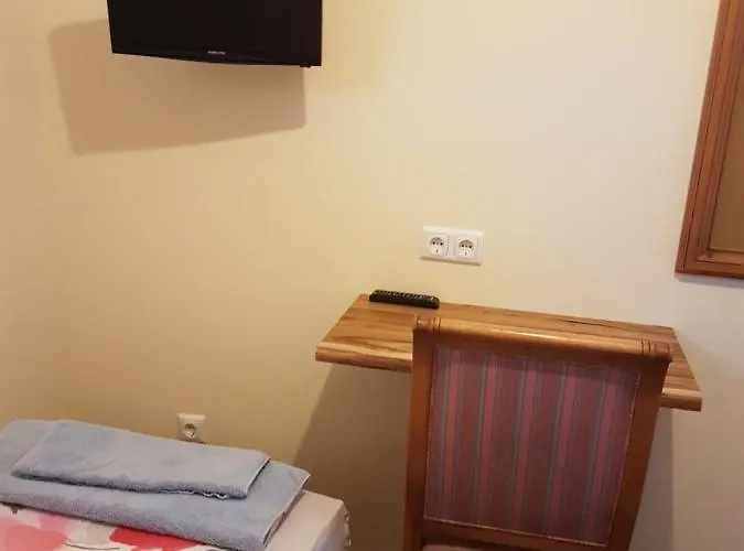 Waldpension לינה וארוחת בוקר 3*